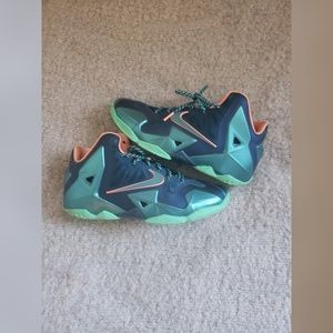 Lebron 6.5 Nike Sneakers